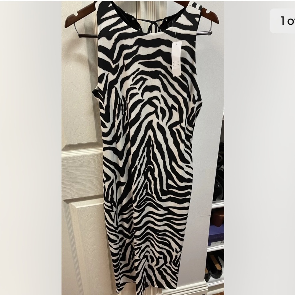 WHBM size Medium